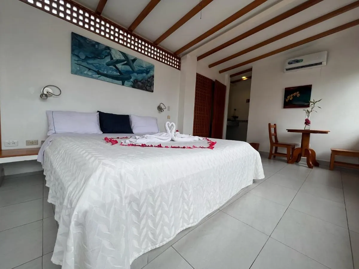 ***  Hotel Silberstein Puerto Ayora  Ecuador