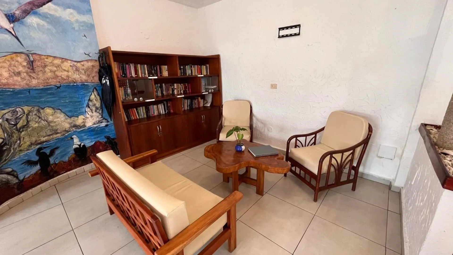 ***  Hotel Silberstein Puerto Ayora  Ecuador