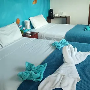 Hotel Puerto Ayora Island